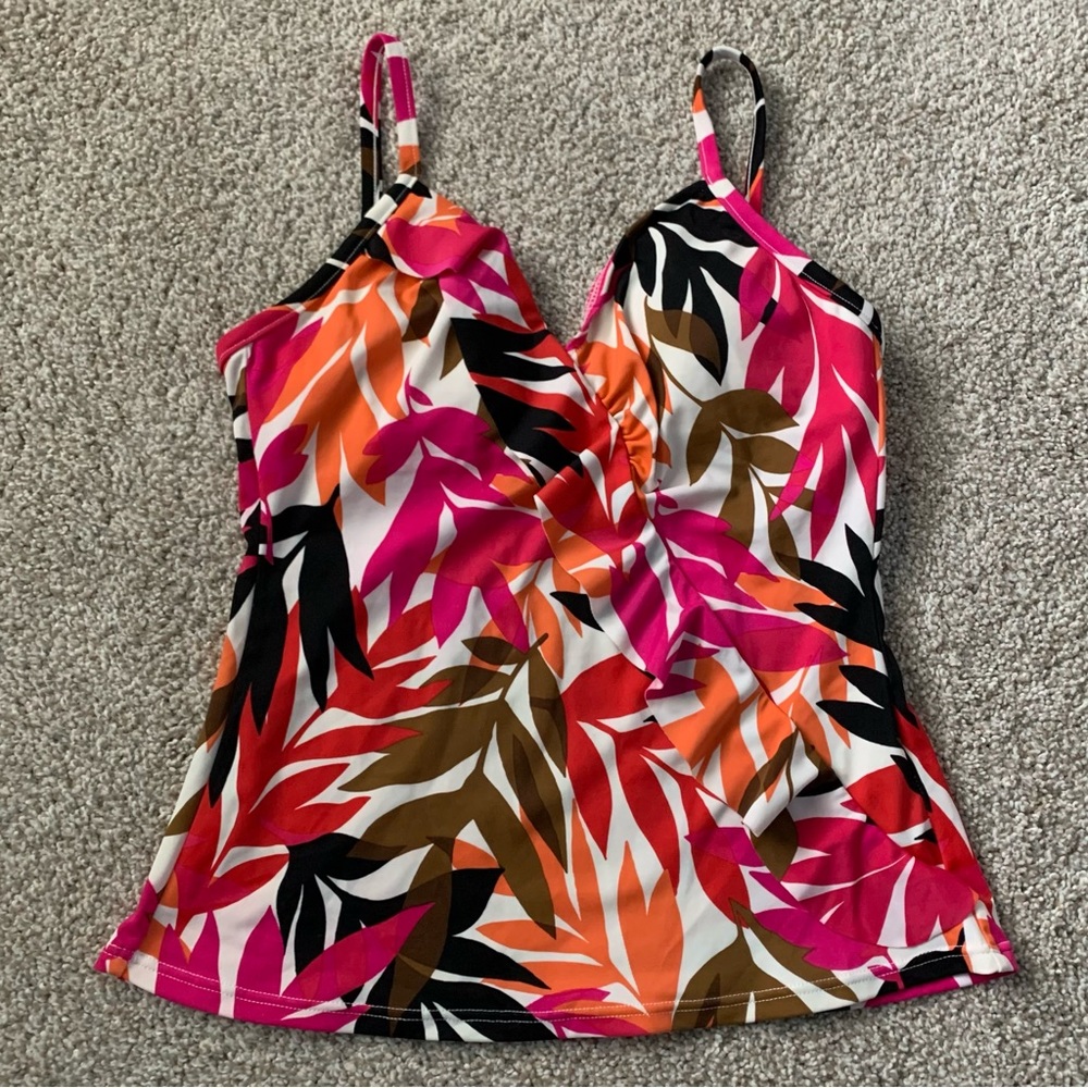 Caribbean Joe Tropical Ruffle Tankini Swim Top 8